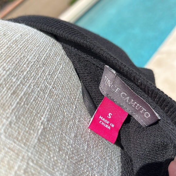 VINCE CAMUTO Women's Black Long Sleeve Cold Shoulder Top - Size S - Picture 8 of 14